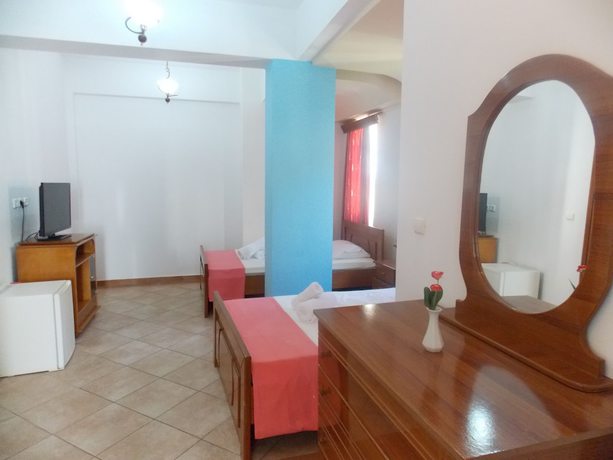 Imagen de la habitación del Hotel Dea, Gjasht&euml;. Foto 4