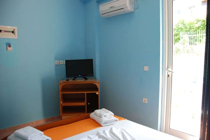 Imagen de la habitación del Hotel Dea, Gjasht&euml;. Foto 5