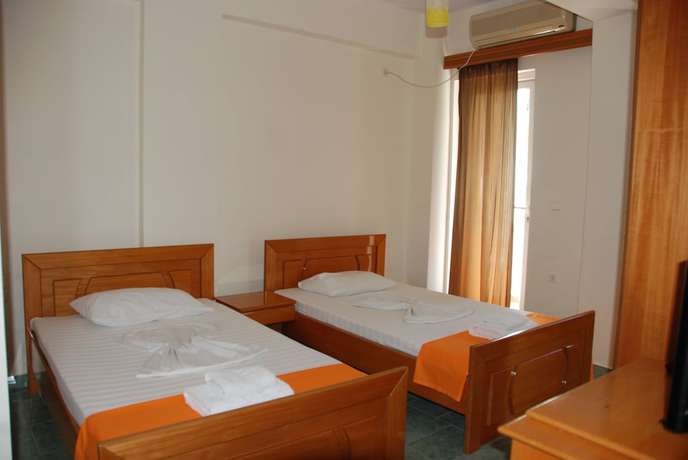Imagen de la habitación del Hotel Dea, Gjasht&euml;. Foto 17