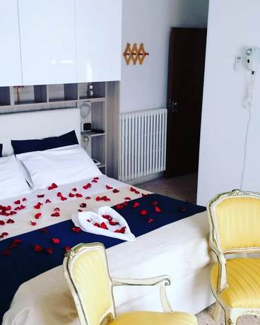 Imagen de la habitación del Hotel Dea della Salute. Foto 7