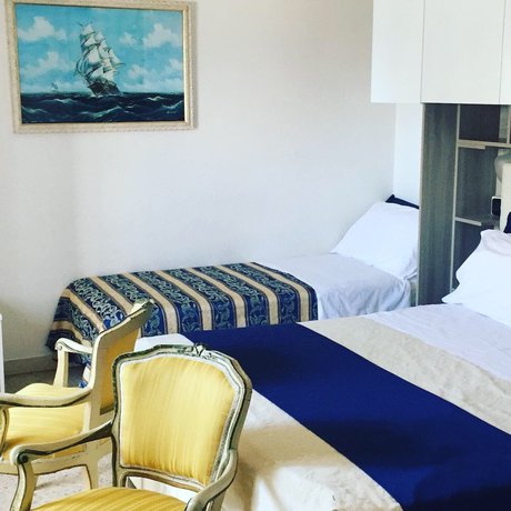 Imagen de la habitación del Hotel Dea della Salute. Foto 15