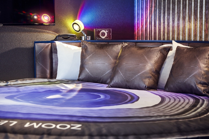 Imagen de la habitación del Hotel Déclic. Foto 7