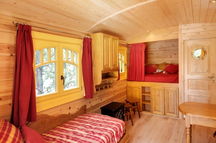 Imagen de la habitación del Hotel Défiplanet' à Dienné - Hébergements Insolites. Foto 14