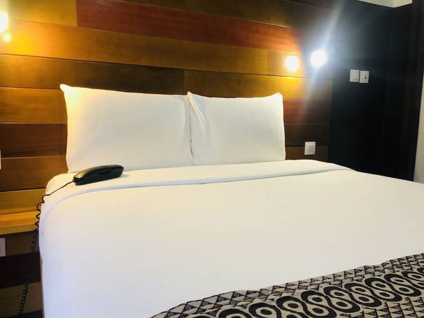 Imagen de la habitación del Hotel D&eacute;tente H&ocirc;tel. Foto 4