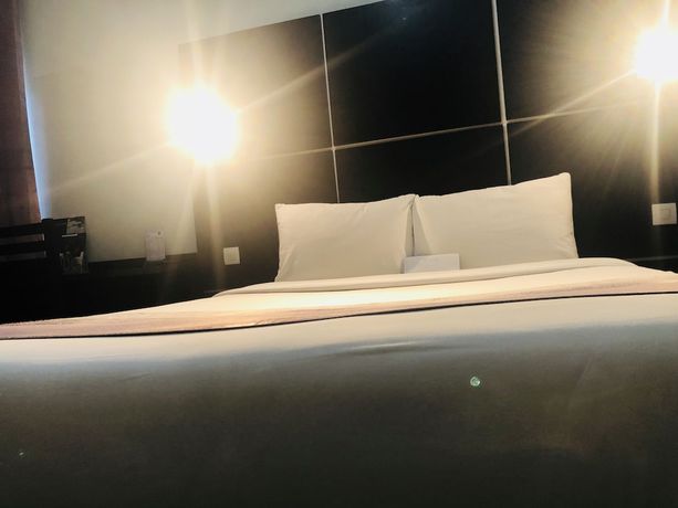 Imagen de la habitación del Hotel D&eacute;tente H&ocirc;tel. Foto 7