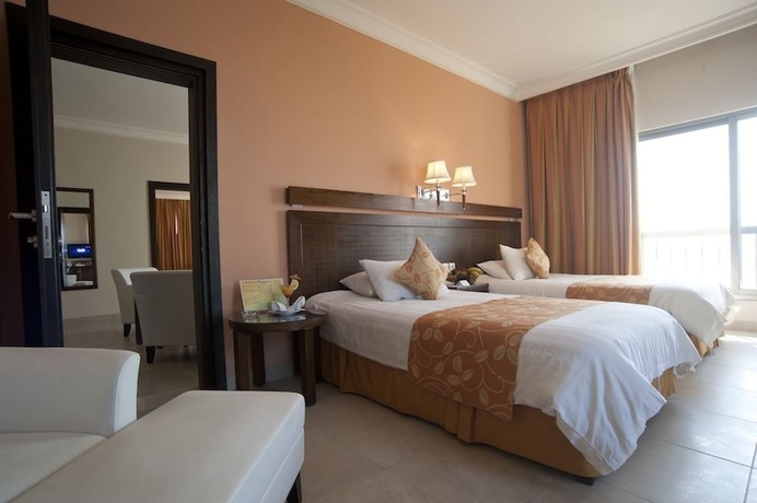 Imagen de la habitación del Hotel Dead Sea Spa. Foto 11