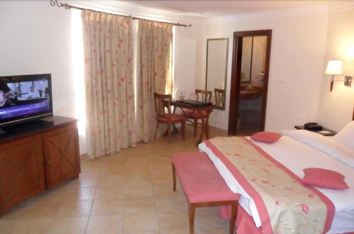 Imagen de la habitación del Hotel Dead Sea Spa. Foto 13