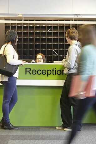 Imagen general del Hotel Deakin Residential Services. Foto 15