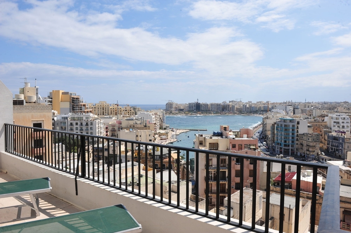 Imagen de los exteriores del Hotel Dean Hamlet. Foto 10