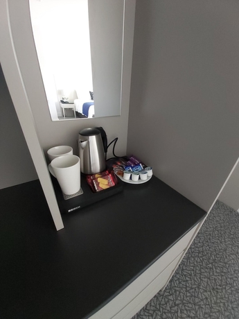 Imagen de la habitación del Hotel Dean Park. Foto 5