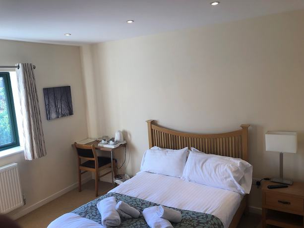 Imagen de la habitación del Hotel DeanGate Motel. Foto 7