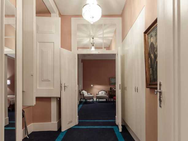 Imagen de la habitación del Hotel Dear Lisbon &ndash; Bordalo Palace Chiado. Foto 12