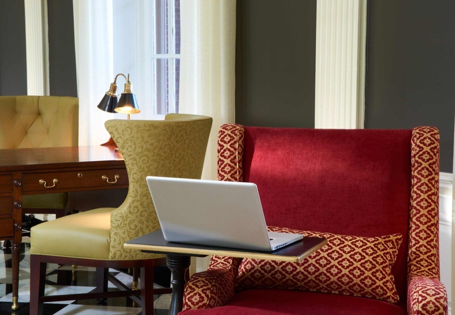 Imagen de los interiores del Hotel Dearborn Inn, Autograph Collection. Foto 14