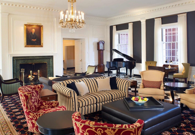 Imagen de los interiores del Hotel Dearborn Inn, Autograph Collection. Foto 15