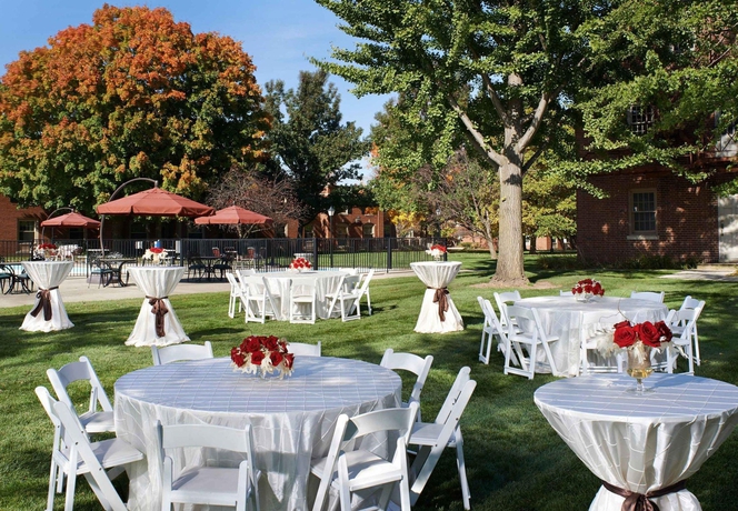 Imagen de los interiores del Hotel Dearborn Inn, Autograph Collection. Foto 16