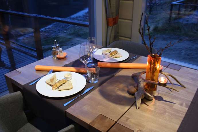 Imagen del bar/restaurante del Hotel Deatnu. Foto 5