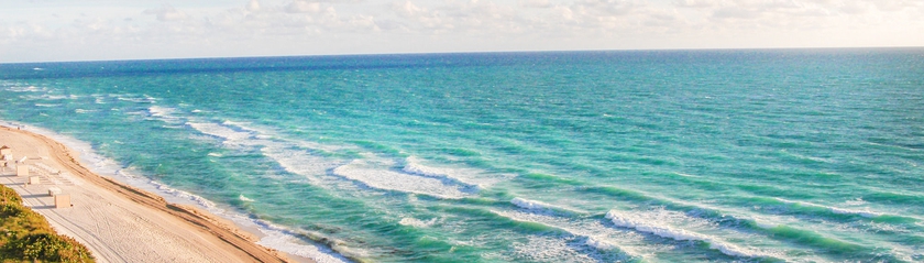 Imagen de los exteriores del Hotel Deauville Beach Resort. Foto 9