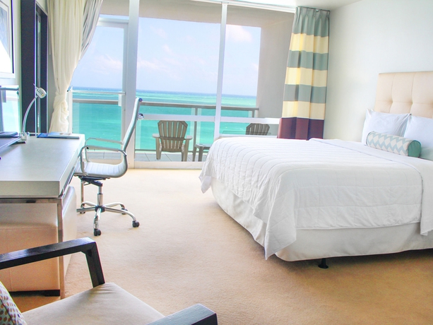 Imagen de la habitación del Hotel Deauville Beach Resort. Foto 4