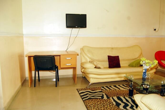 Imagen de la habitación del Hotel De-b Garden. Foto 15