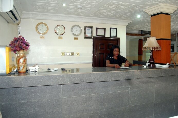 Imagen general del Hotel De-b Garden. Foto 12