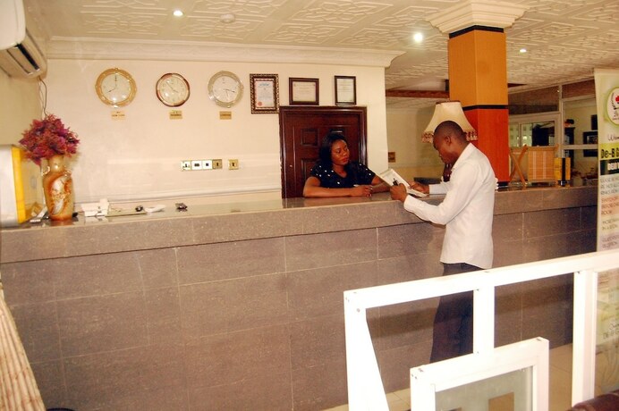 Imagen general del Hotel De-b Garden. Foto 13