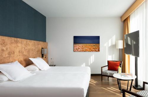 Imagen general del Hotel Debaines Santiago. Foto 6