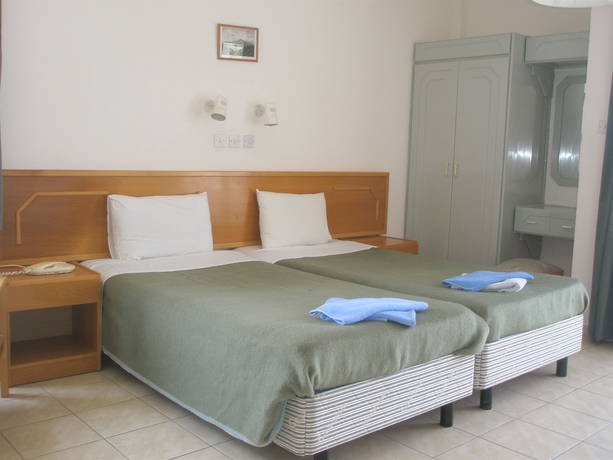 Imagen de la habitación del Hotel Debbiexenia Apartments. Foto 5