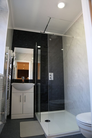 Imagen de la habitación del Hotel Debden Guest House. Foto 3