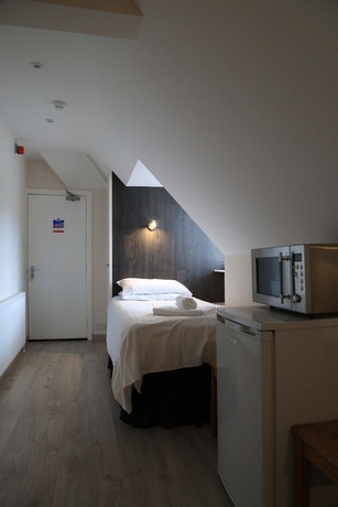 Imagen de la habitación del Hotel Debden Guest House. Foto 9