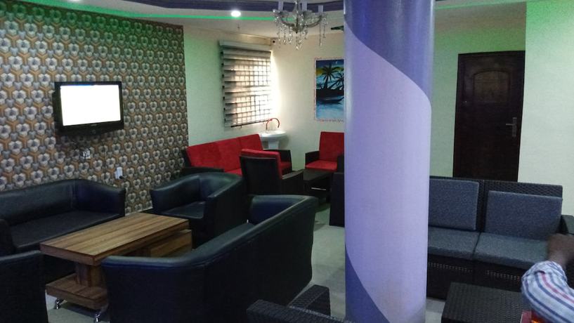 Imagen de los interiores del Hotel De'bliss Gold And Suite. Foto 18