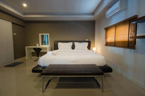 Imagen de la habitación del Hotel Debua Mahasarakham. Foto 6