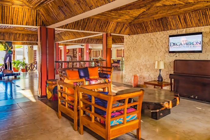 Imagen de los interiores del Hotel Decameron Club Caribbean Runaway Bay, Ramada All Inclusive. Foto 11