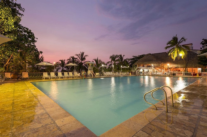 Imagen de la piscina del Hotel Decameron Galeon - All Inclusive. Foto 14