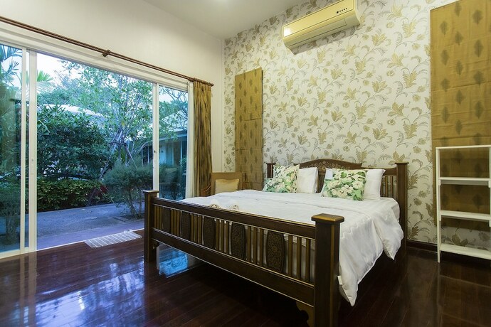 Imagen de la habitación del Hotel December Villasandspa. Foto 19