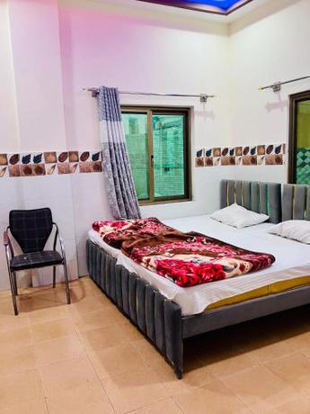 Imagen general del Hotel Decent. Foto 16