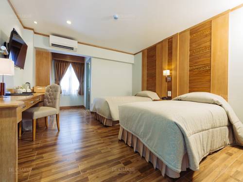 Imagen de la habitación del Hotel Decharme. Foto 12