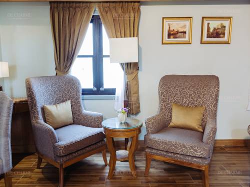 Imagen de la habitación del Hotel Decharme. Foto 16