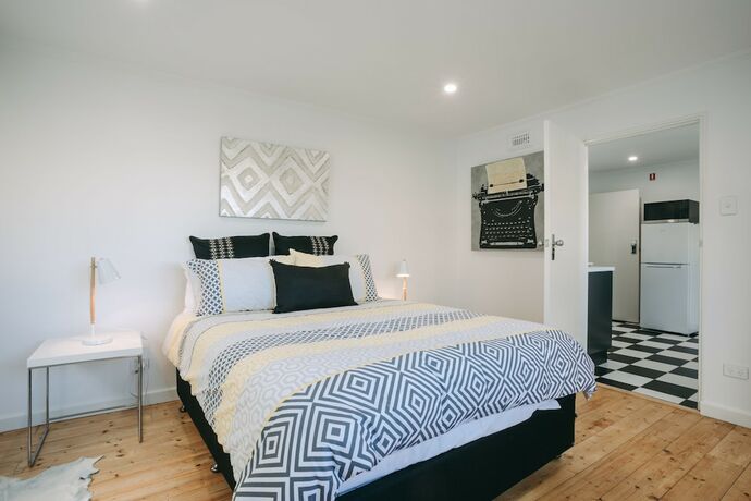 Imagen de la habitación del Hotel Deco Beach Luxury Apartments. Foto 4