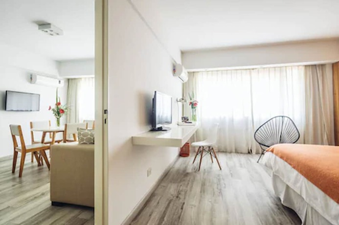 Imagen de la habitación del Hotel Deco Collection. Foto 2