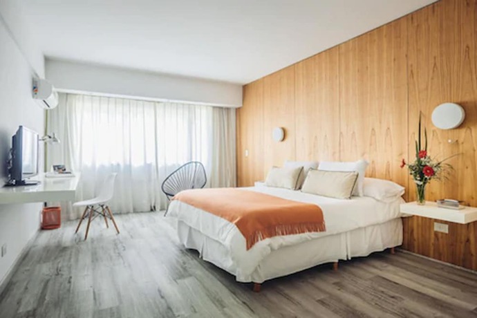 Imagen de la habitación del Hotel Deco Collection. Foto 4