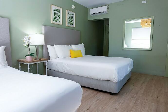 Imagen de la habitación del Hotel Deco Mode. Foto 16