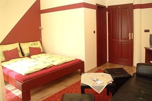 Imagen general del Hotel Decsi Panzio. Foto 6