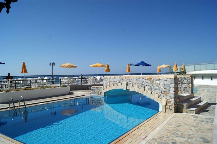 Imagen general del Hotel Dedalos Beach. Foto 2