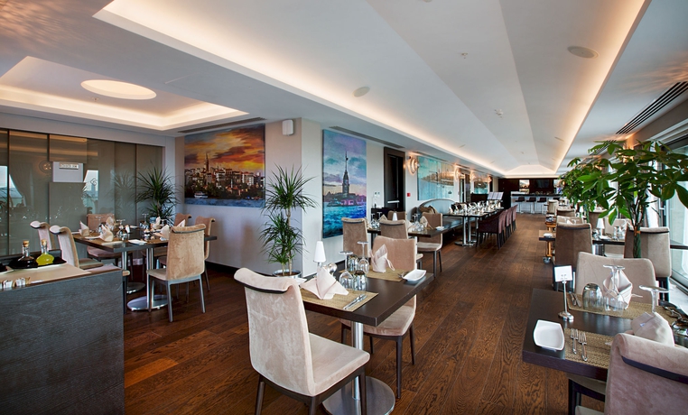 Imagen del bar/restaurante del Hotel Dedeman Bostancı. Foto 9