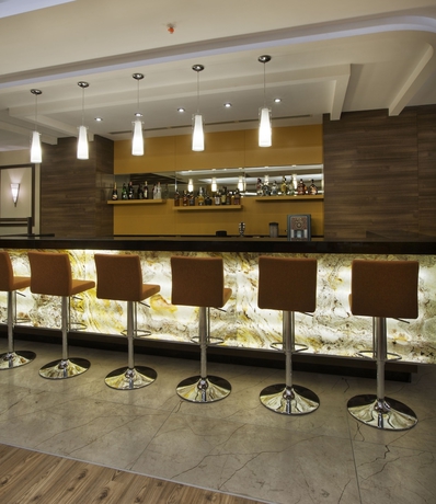 Imagen del bar/restaurante del Hotel Dedeman Park Gaziantep. Foto 5