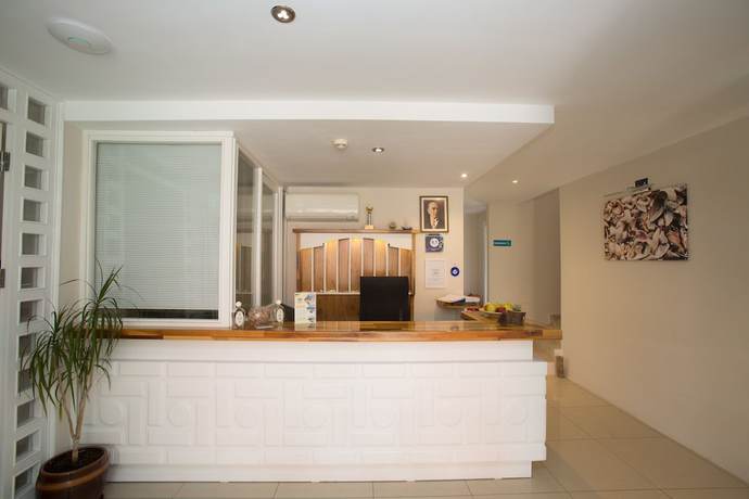 Imagen de los interiores del Hotel Dedeminn Marina. Foto 17