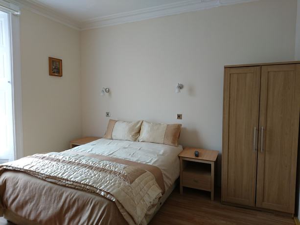 Imagen de la habitación del Hotel Dee. Foto 20