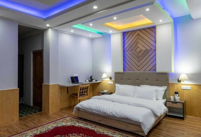 Imagen general del Hotel Dee Grand Marq. Foto 10