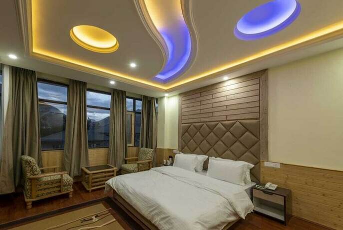 Imagen general del Hotel Dee Grand Marq. Foto 13