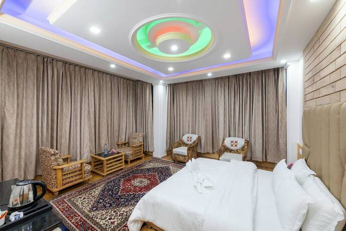 Imagen de la habitación del Hotel Dee Grand Marq. Foto 22